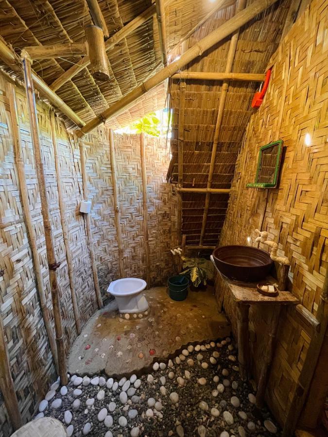Tribal Huts Community Hostel Daanbantayan Ngoại thất bức ảnh
