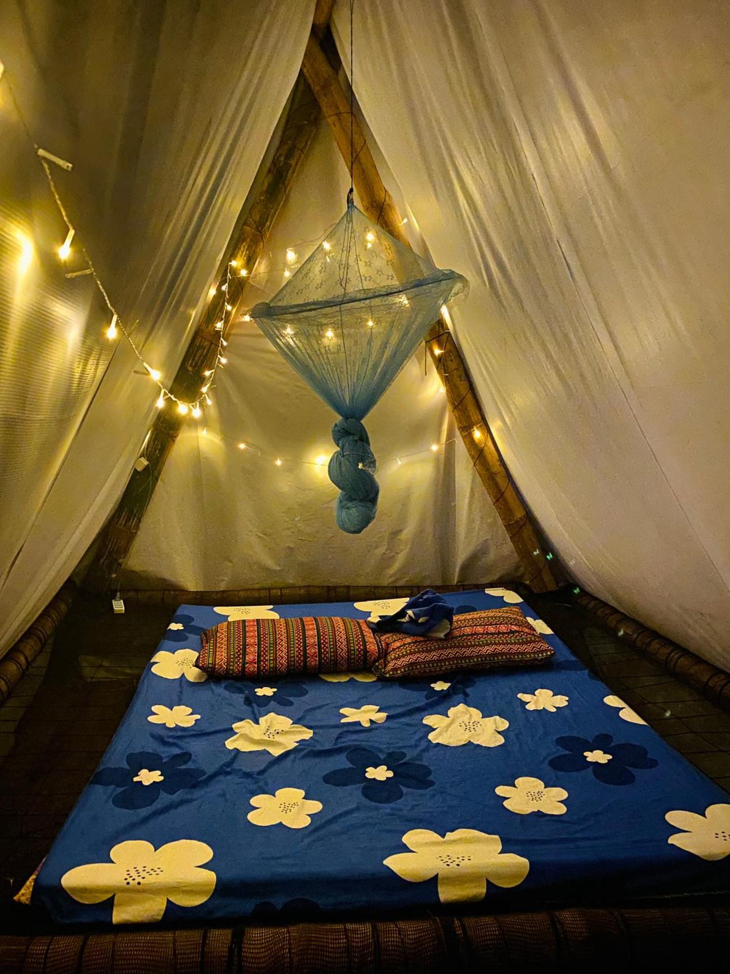 Tribal Huts Community Hostel Daanbantayan Phòng bức ảnh